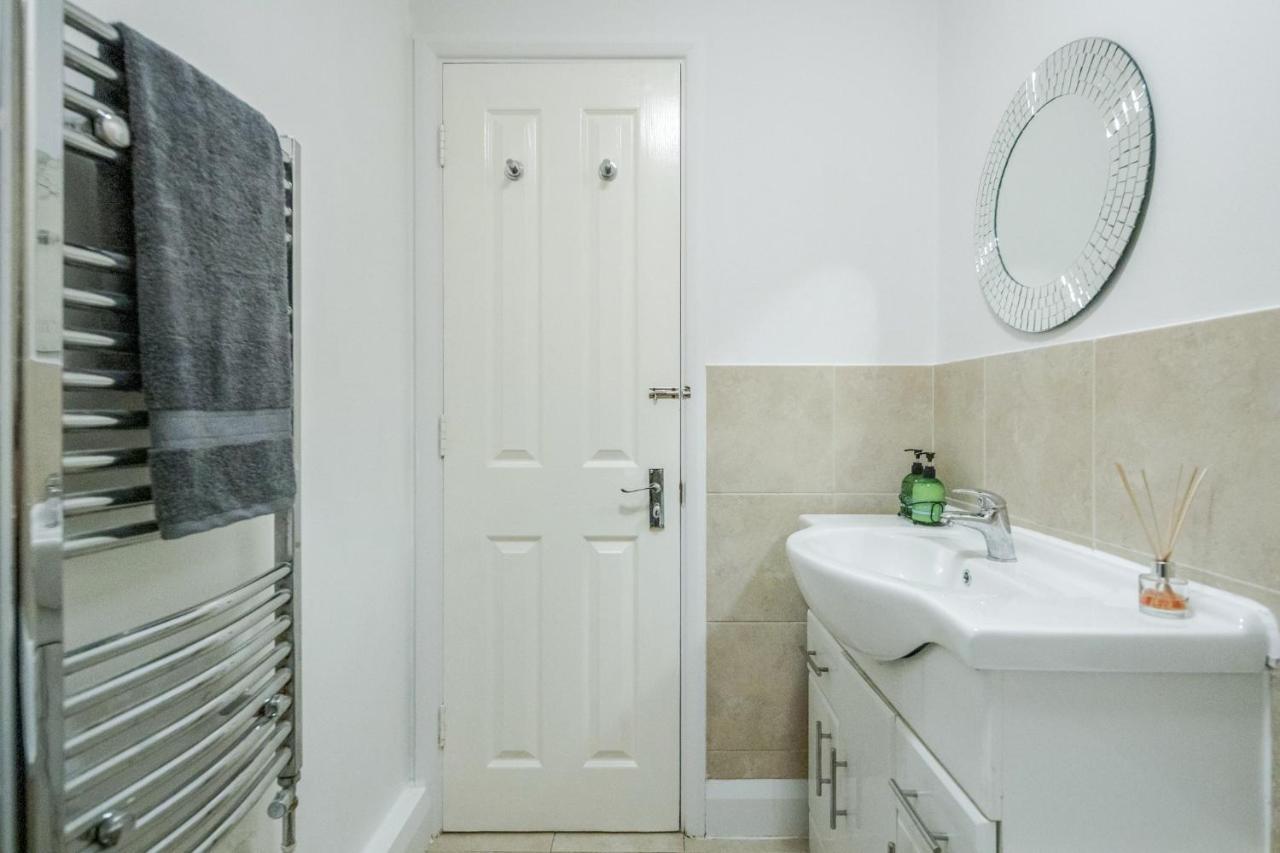 Stunning 2-Bed Apt - Free Parking - Camden - Central - Zoo - Shop - Events London Eksteriør billede